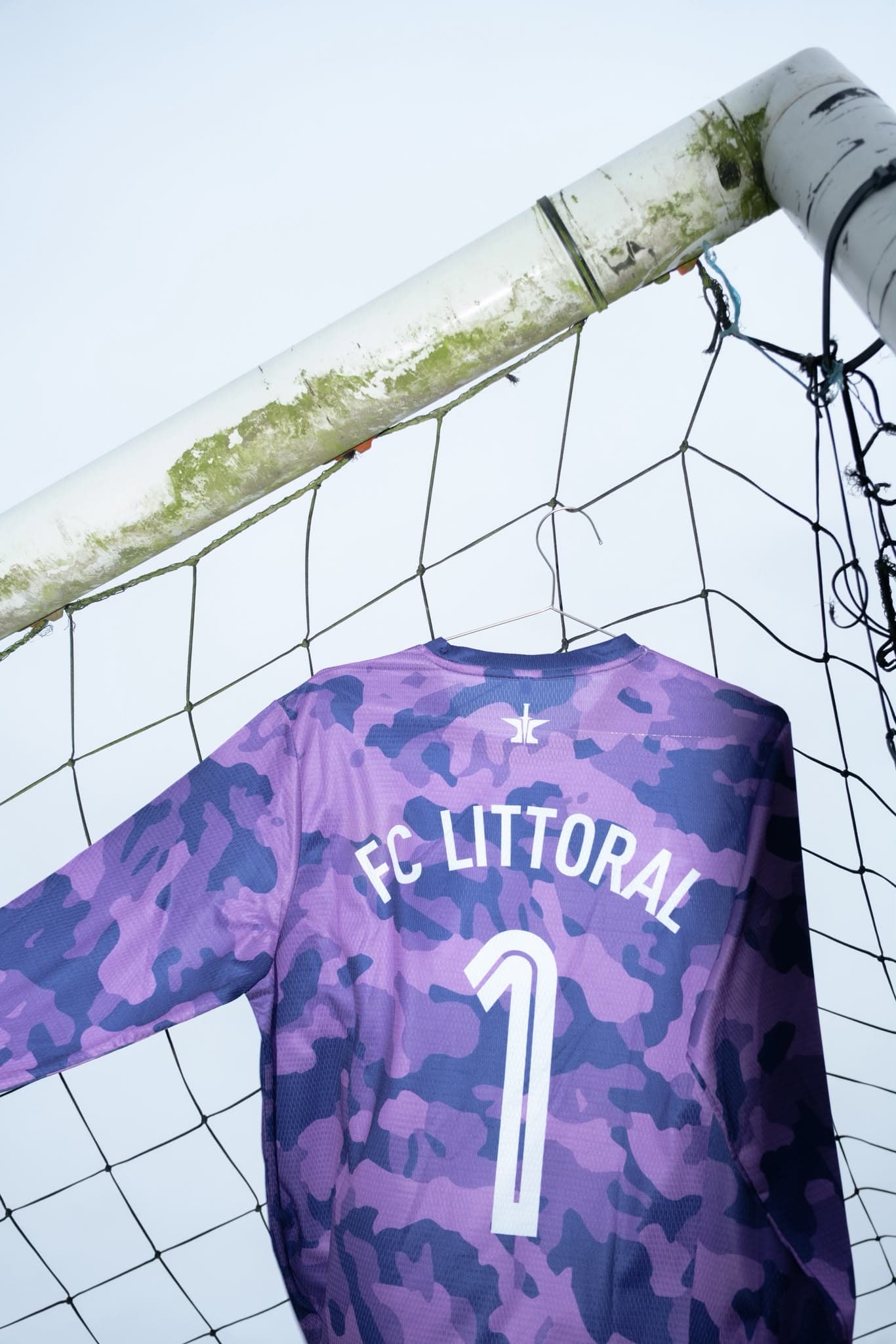 Maillot gardien 2026/2027, violet camouflage, signé LEMNOS